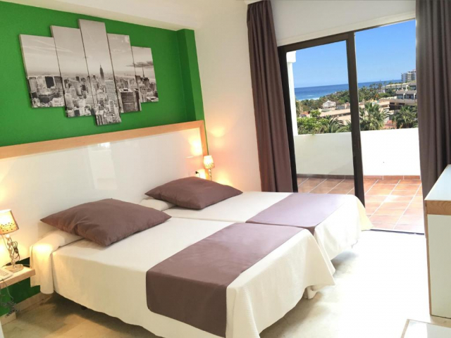 06.05 avion Bucuresti, Spania - Tenerife Puerto de la Cruz, Bahia Playa 865 EURO, 7 nopti, Mic dejun inclus