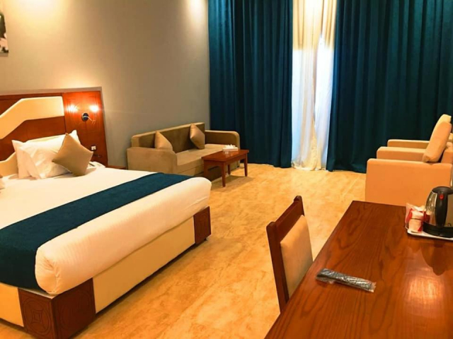 20.04 avion Bucuresti, Egipt - Hurghada Hurghada City, Rewaya Inn Resort (ex Hawaii Paradise Aqua Park Resort) 440 EURO, 7 nopti, All inclusive