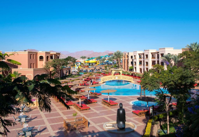 21.06 avion Bucuresti, Egipt - Regiunea Sharm el Sheikh Sharm El Sheikh, Charmillion Club Aquapark Resort 645 EURO, 7 nopti, All inclusive