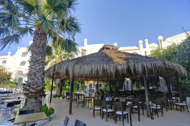 24.04 avion Bucuresti, Tunisia - Regiunea Hammamet Hammamet, Hammamet Garden 532 EURO, 7 nopti, All inclusive