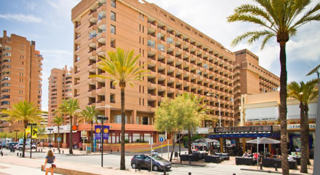 17.05 avion Bucuresti, Spania - Costa del Sol - Malaga Fuengirola, Hotel Las Palmeras Affiliated by FERGUS 709 EURO, 7 nopti, Demipensiune inclusa