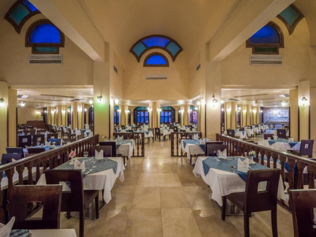 11.05 avion Bucuresti, Egipt - Hurghada Hurghada City, Sunny Days Palma De Mirette Resort & SPA 547 EURO, 7 nopti, All inclusive