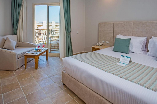 17.04 avion Bucuresti, Egipt - Hurghada Hurghada City, Sunrise Aqua Joy Resort 655 EURO, 7 nopti, All inclusive