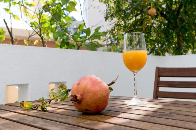 16.06 avion Bucuresti, Grecia - Creta - Heraklion Hersonissos, Diamond Apts and Suites 431 EURO, 7 nopti, Fara masa