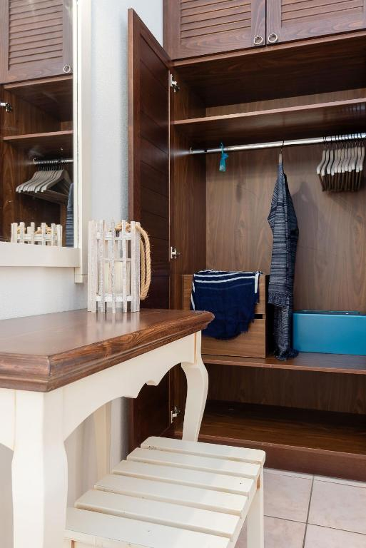 16.06 avion Bucuresti, Grecia - Creta - Heraklion Hersonissos, Diamond Apts and Suites 431 EURO, 7 nopti, Fara masa