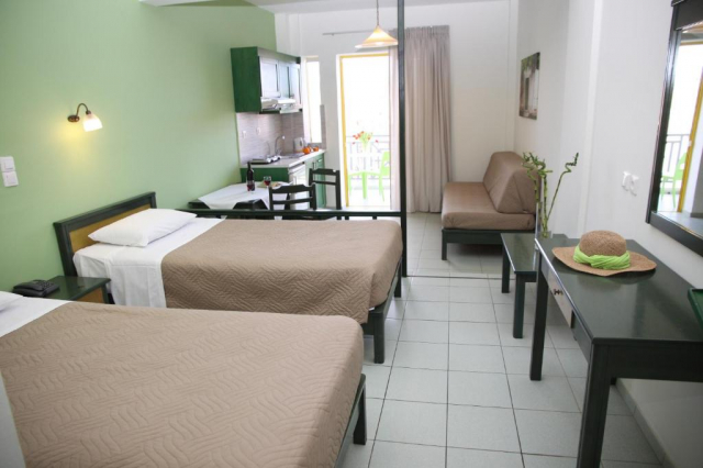 16.06 avion Bucuresti, Grecia - Creta - Heraklion Rethymnon, Apollon Hotel Apartments 460 EURO, 7 nopti, Fara masa