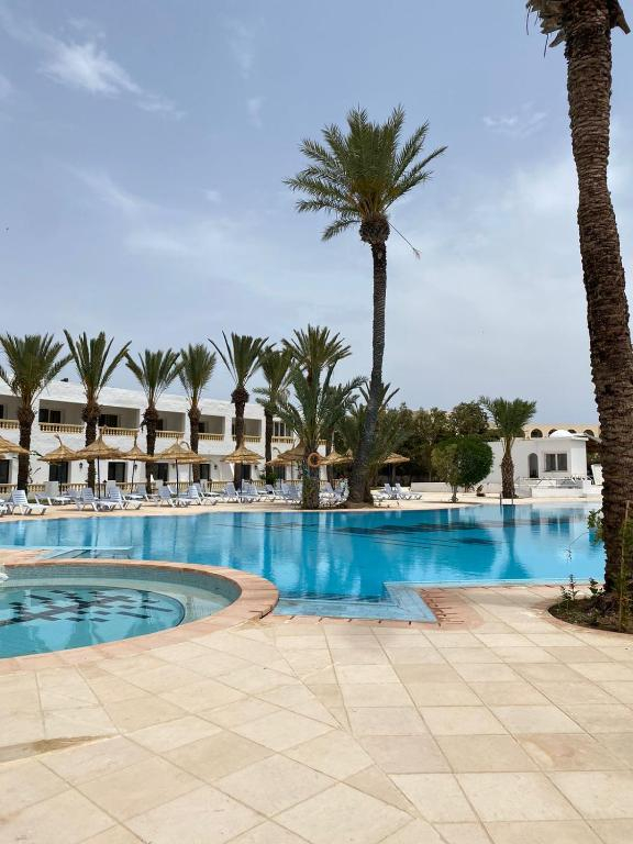 13.06 avion Bucuresti, Tunisia - Regiunea Hammamet Hammamet, Blumar Resort & Spa 532 EURO, 7 nopti, All inclusive