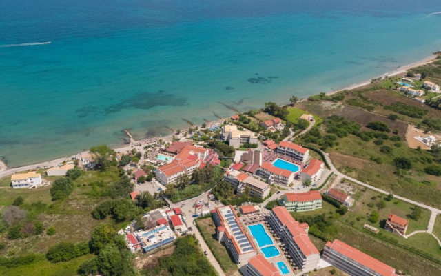16.06 avion Bucuresti, Grecia - Corfu Astrakeri, Hotel & Apts Angela Beach 587 EURO, 7 nopti, All inclusive