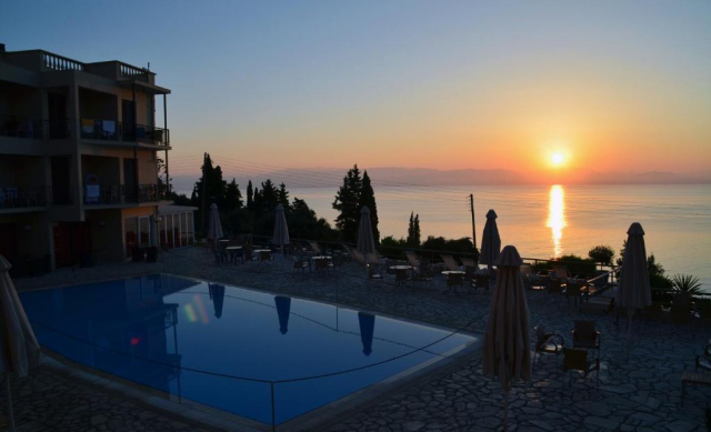 16.06 avion Bucuresti, Grecia - Corfu Benitses, Hotel Mitsis Belvedere 803 EURO, 7 nopti, All inclusive