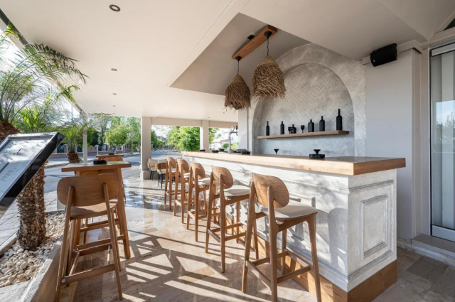 15.06 avion Bucuresti, Grecia - Kos Kos Town, Hotel Zephyros - Kos 546 EURO, 7 nopti, Mic dejun inclus