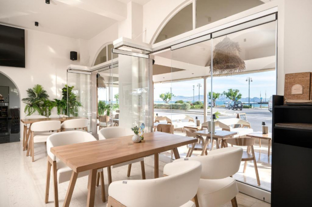 15.06 avion Bucuresti, Grecia - Kos Kos Town, Hotel Zephyros - Kos 546 EURO, 7 nopti, Mic dejun inclus