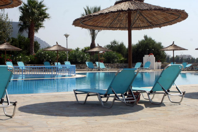 29.06 avion Bucuresti, Grecia - Kos Kardamena, Hotel Evripides Village 771 EURO, 7 nopti, Demipensiune inclusa