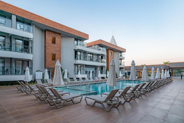 30.06 avion Bucuresti, Turcia - Antalya Side, Side Amour Hotel 753 EURO, 7 nopti, All inclusive