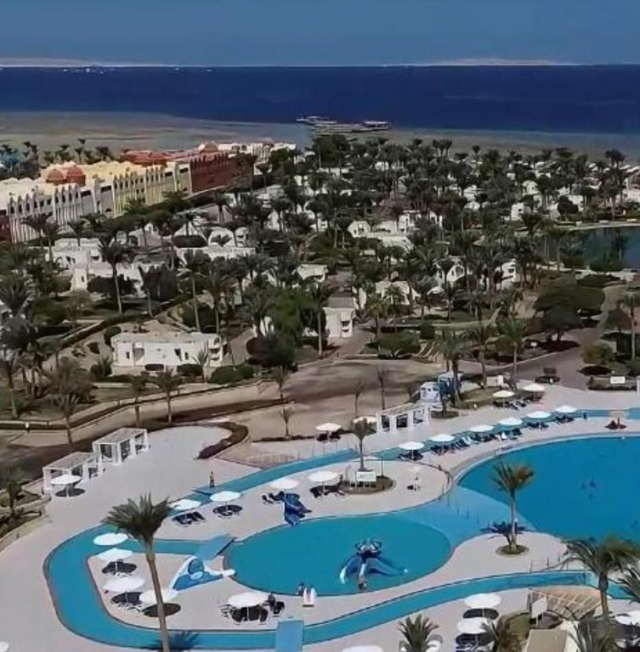 26.04 avion Bucuresti, Egipt - Hurghada Hurghada City, Pharaoh Azur Resort 479 EURO, 7 nopti, All inclusive