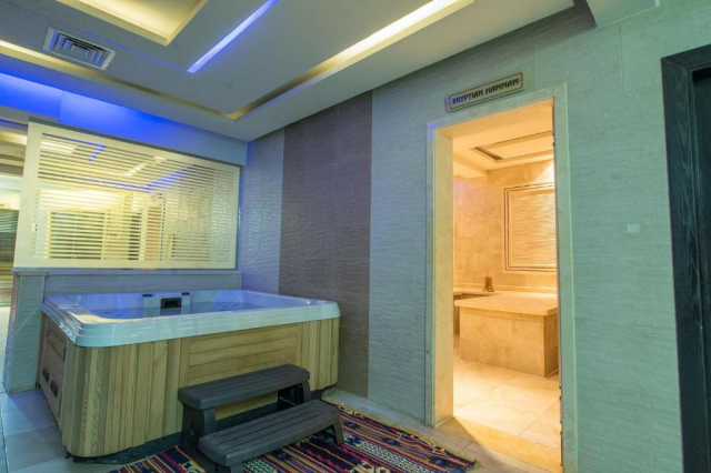 27.04 avion Bucuresti, Egipt - Hurghada Hurghada City, Pharaoh Azur Resort 567 EURO, 7 nopti, All inclusive