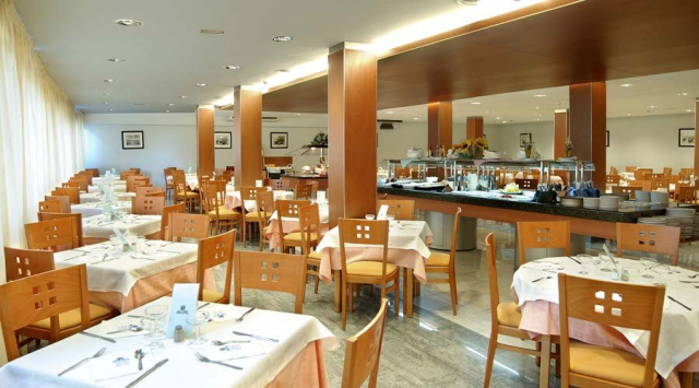 17.05 avion Bucuresti, Spania - Costa del Sol - Malaga Benalmadena, Medplaya Hotel Bali 768 EURO, 7 nopti, Demipensiune inclusa