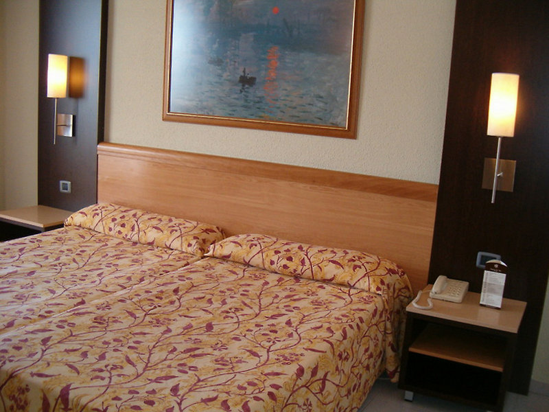 13.05 avion Bucuresti, Spania - Tenerife Playa de las Americas, Hotel Catalonia Oro Negro 816 EURO, 7 nopti, Mic dejun inclus