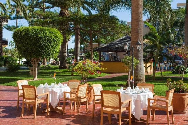 13.05 avion Bucuresti, Spania - Tenerife Puerto de la Cruz, BLUESEA Puerto Resort 826 EURO, 7 nopti, Demipensiune inclusa