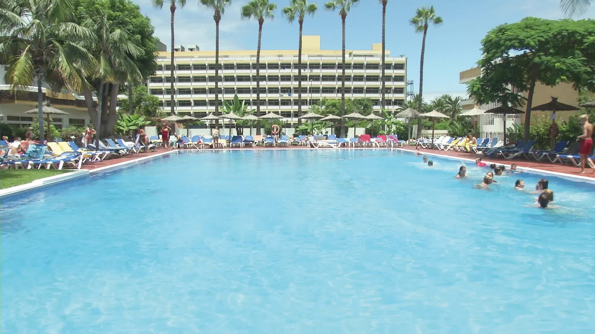 13.05 avion Bucuresti, Spania - Tenerife Puerto de la Cruz, BLUESEA Puerto Resort 826 EURO, 7 nopti, Demipensiune inclusa