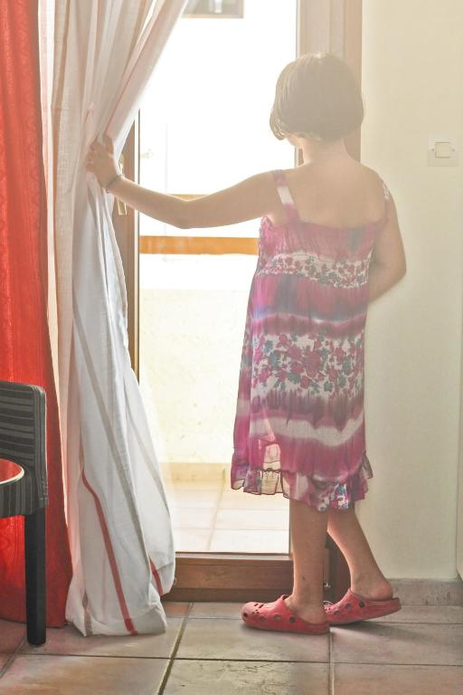 11.06 avion Bucuresti, Grecia - Creta - Heraklion Anissaras, Eleonora Hotel 490 EURO, 7 nopti, Mic dejun inclus