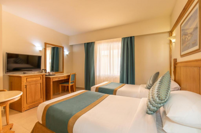 10.05 avion Bucuresti, Egipt - Hurghada Hurghada City, Hurghada Long Beach Resort 535 EURO, 7 nopti, All inclusive