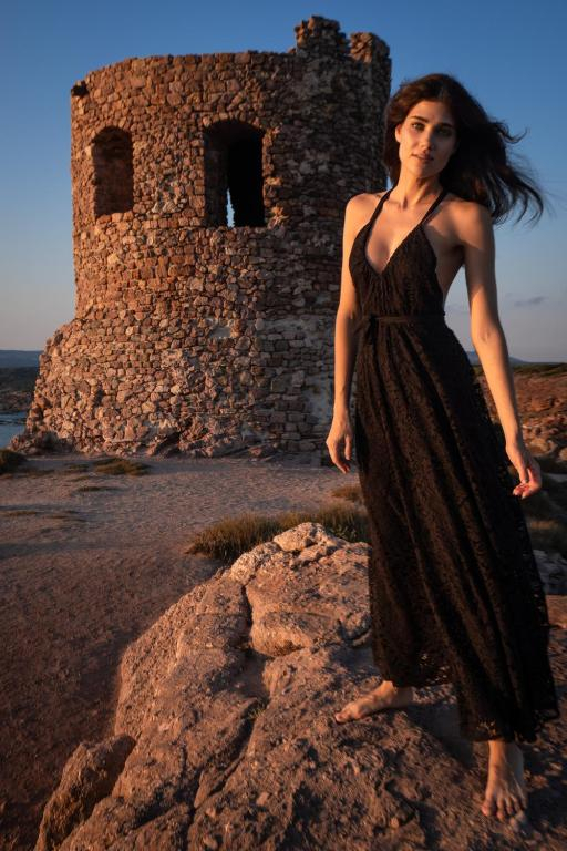 15.06 avion Bucuresti, Italia - Sardinia Alghero, Villaggio Camping Torre Del Porticciolo 704 EURO, 7 nopti, Fara masa