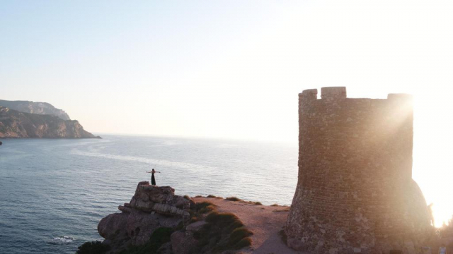 15.06 avion Bucuresti, Italia - Sardinia Alghero, Villaggio Camping Torre Del Porticciolo 704 EURO, 7 nopti, Fara masa