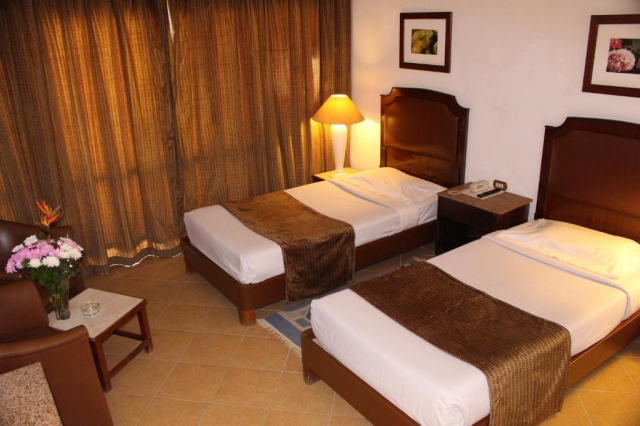 29.05 avion Bucuresti, Egipt - Hurghada Hurghada City, Marlin Inn Azur Resort 577 EURO, 7 nopti, All inclusive