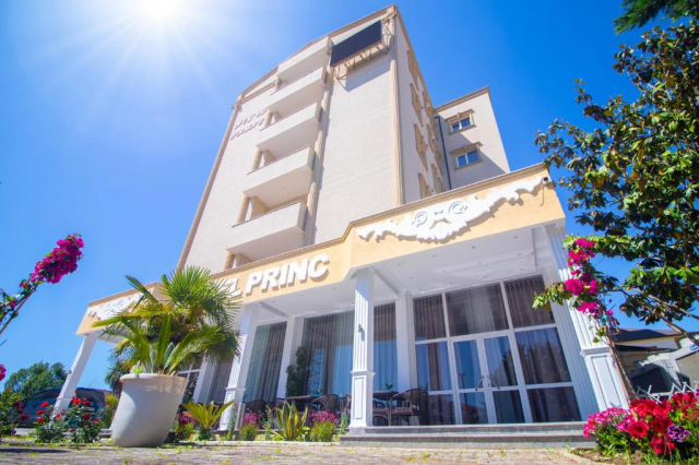 17.06 avion Bucuresti, Albania - Litoral Albania Golem, Hotel Princ 430 EURO, 7 nopti, Mic dejun inclus