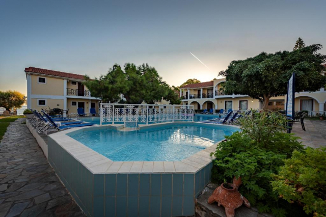 11.06 avion Bucuresti, Grecia - Zakynthos Argassi, Hotel Iliessa Beach 508 EURO, 7 nopti, Mic dejun inclus