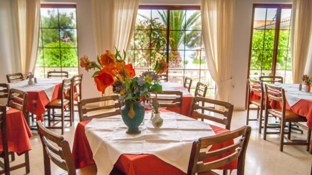 11.06 avion Bucuresti, Grecia - Zakynthos Argassi, Hotel Iliessa Beach 508 EURO, 7 nopti, Mic dejun inclus