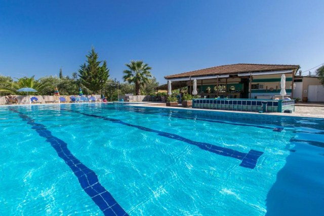 11.06 avion Bucuresti, Grecia - Zakynthos Alykanas, Zante Nest Studios and Apartments 587 EURO, 7 nopti, Fara masa