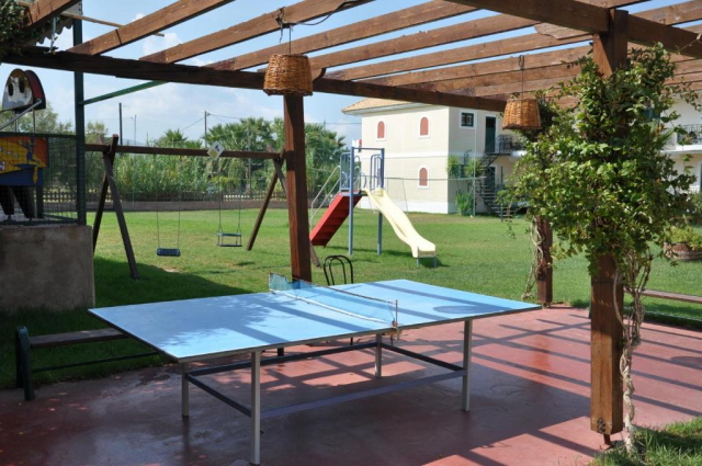 18.06 avion Bucuresti, Grecia - Zakynthos Laganas, Hotel Ilios 881 EURO, 7 nopti, Mic dejun inclus