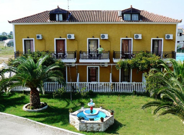 11.06 avion Bucuresti, Grecia - Zakynthos Zakynthos Town, Plubis Studios 479 EURO, 7 nopti, Fara masa