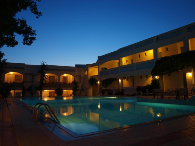 26.06 avion Bucuresti, Grecia - Creta - Heraklion Rethymnon, Apollon Hotel Apartments 763 EURO, 7 nopti, Fara masa
