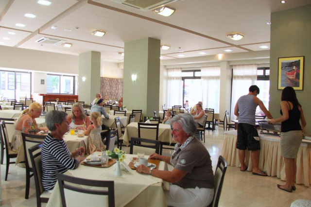 06.07 avion Bucuresti, Grecia - Kos Kos Town, Hotel Saint Constantine 587 EURO, 7 nopti, Fara masa