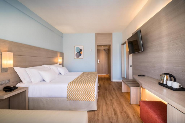 06.06 avion Bucuresti, Spania - Gran Canaria Playa del Ingles, Hotel Barceló Margaritas 822 EURO, 7 nopti, Mic dejun inclus