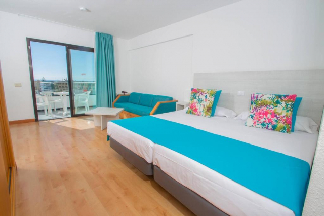 06.06 avion Bucuresti, Spania - Gran Canaria Playa del Ingles, Hotel Green Field 694 EURO, 7 nopti, Mic dejun inclus