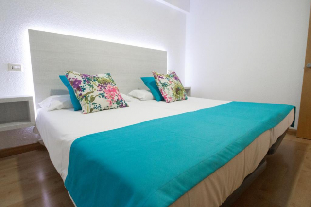 06.06 avion Bucuresti, Spania - Gran Canaria Playa del Ingles, Hotel Green Field 694 EURO, 7 nopti, Mic dejun inclus
