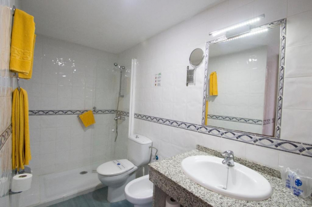 06.06 avion Bucuresti, Spania - Gran Canaria Playa del Ingles, Hotel Green Field 694 EURO, 7 nopti, Mic dejun inclus