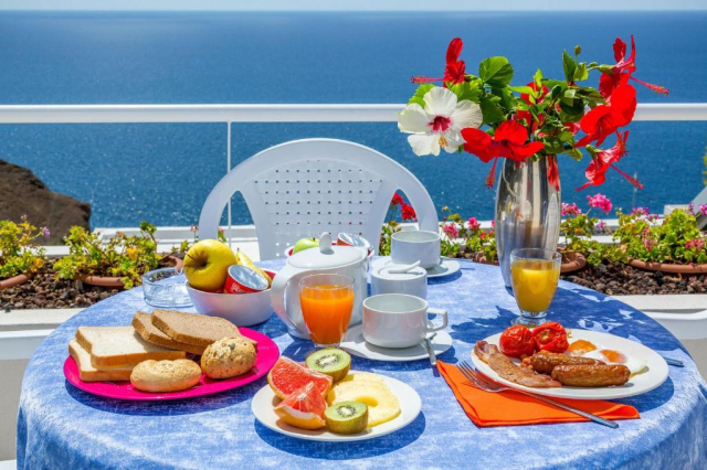 06.06 avion Bucuresti, Spania - Gran Canaria Puerto Rico, Bahia Blanca 685 EURO, 7 nopti, Mic dejun inclus