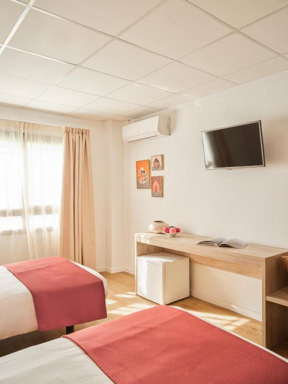 04.06 avion Bucuresti, Spania - Costa del Sol - Malaga Fuengirola, Hotel Ona Las Rampas 783 EURO, 7 nopti, Mic dejun inclus