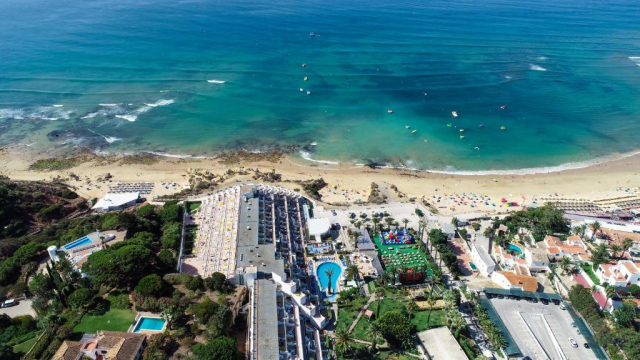06.06 avion Bucuresti, Portugalia - Algarve Albufeira, Muthu Clube Praia da Oura 1155 EURO, 7 nopti, Mic dejun inclus