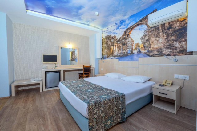 30.05 avion Bucuresti, Turcia - Antalya Side, Hotel Sun Beach Hill 498 EURO, 7 nopti, All inclusive