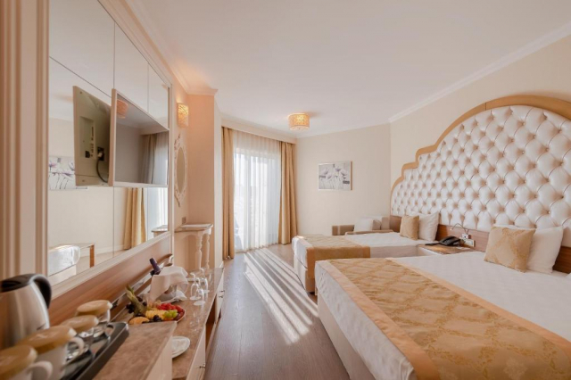 23.05 avion Bucuresti, Turcia - Antalya Side, Hotel OZ Side Premium 685 EURO, 7 nopti, Ultra all inclusive