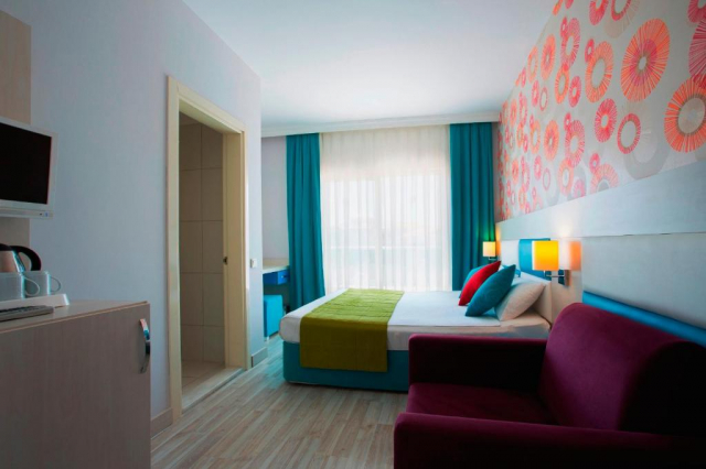 23.05 avion Bucuresti, Turcia - Antalya Side, Ramada Resort By Wyndham Side 371 EURO, 7 nopti, All inclusive