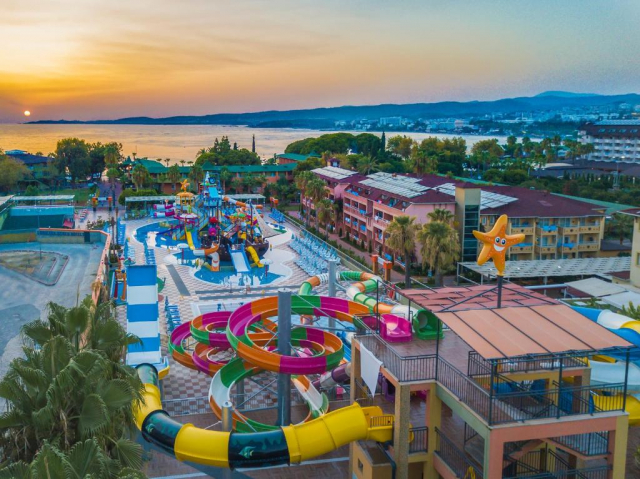23.05 avion Bucuresti, Turcia - Antalya Alanya, Hotel Lonicera World 694 EURO, 7 nopti, Ultra all inclusive