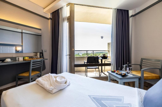 23.05 avion Bucuresti, Turcia - Antalya Side, VONRESORT Golden Coast & Aqua - Kids Concept 841 EURO, 7 nopti, Ultra all inclusive