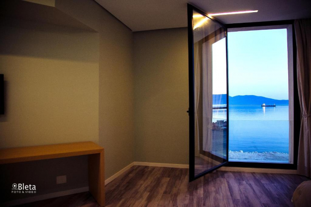 17.06 avion Cluj Napoca, Albania - Litoral Albania Vlora, Hotel Bologna 489 EURO, 7 nopti, Mic dejun inclus