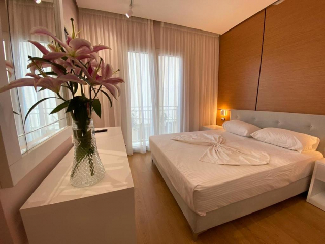 17.06 avion Cluj Napoca, Albania - Litoral Albania Durres, Hotel Edart 645 EURO, 7 nopti, Demipensiune inclusa